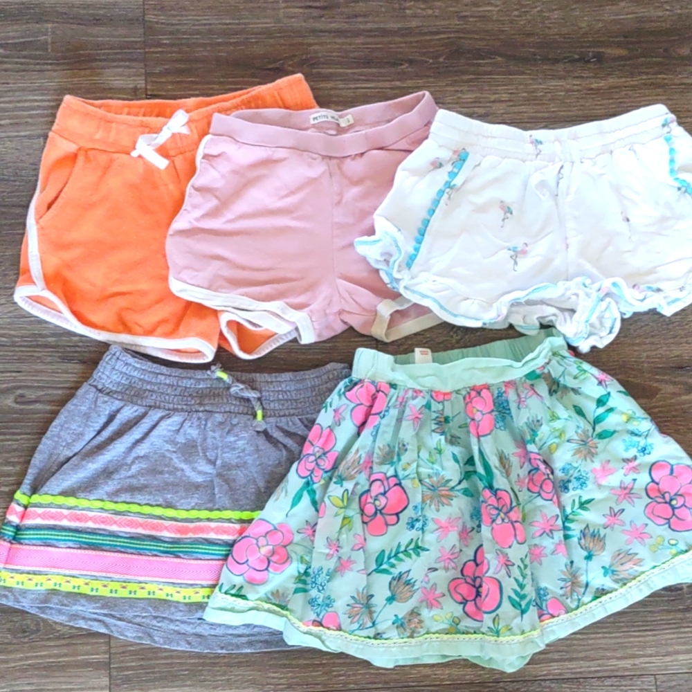 Size 6-8 girls skirt and shorts bottoms combo
